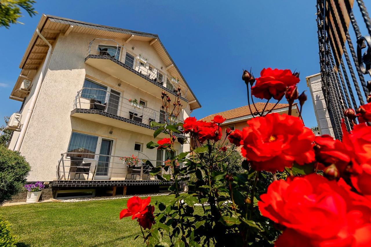 Vila Mosel 2 Mai Exterior photo